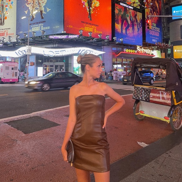 Cher Dress - Picture 1 of 4